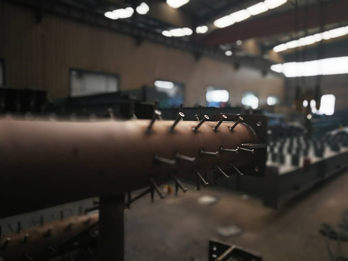 H型鋼梁、格構(gòu)柱