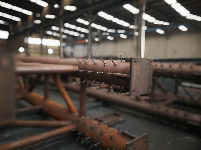 H型鋼梁、格構(gòu)柱