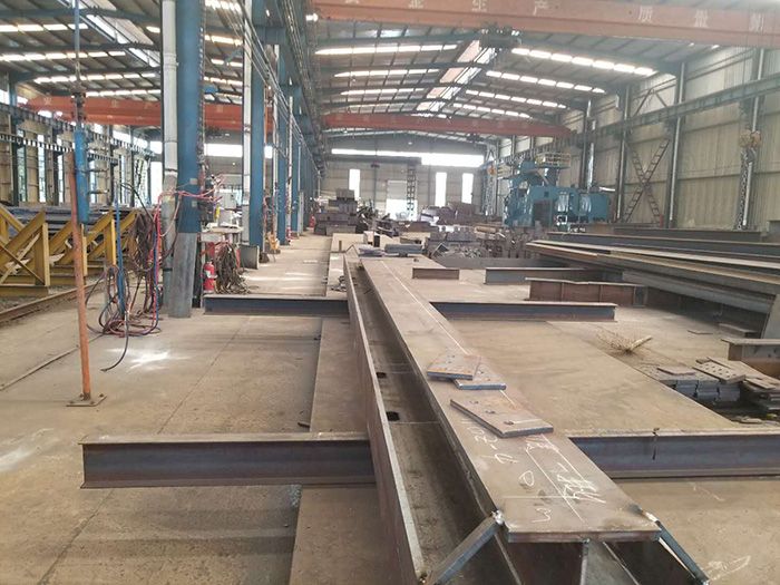 圓柱、箱型柱、十字形柱